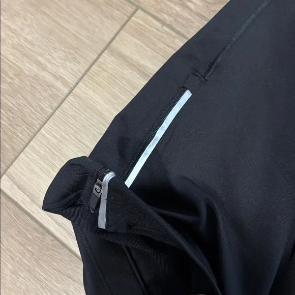 The North Face Black Joggers with Reflective Detail - Picture 7 of 7